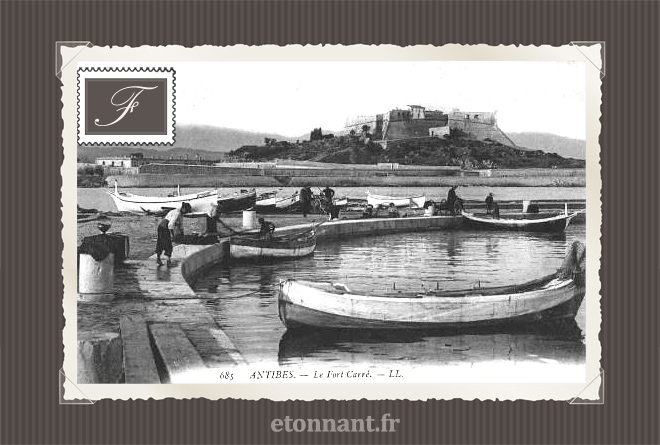 Carte postale ancienne : Antibes