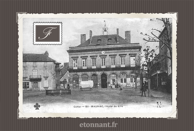 Carte postale ancienne de Mauriac (15 Cantal)