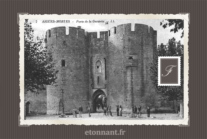 Carte postale ancienne : Aigues-Mortes