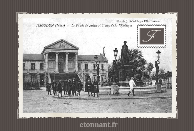Carte postale ancienne de Issoudun (36 Indre)