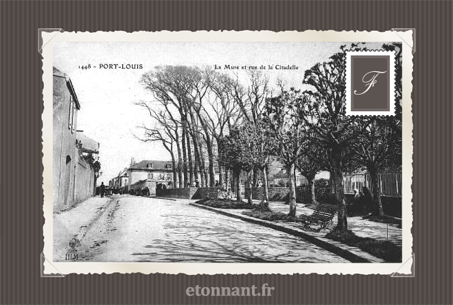 Carte postale ancienne : Port-Louis