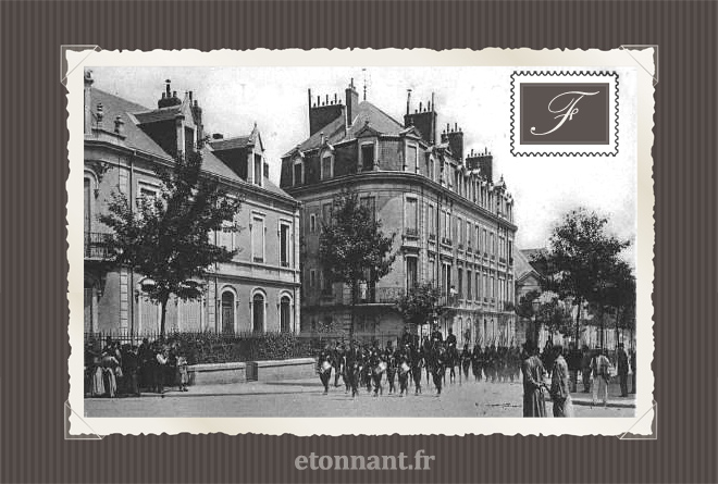 Carte postale ancienne de Nevers (58 Nièvre)