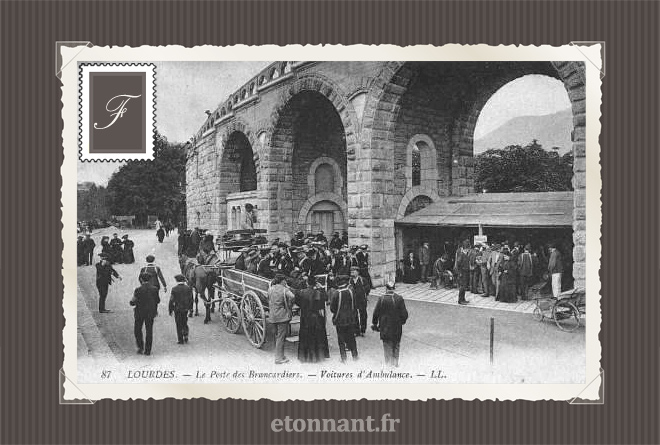 Carte postale ancienne de Lourdes (65 Hautes-Pyrénées)