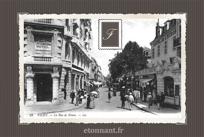Carte postale ancienne de Vichy (03 Allier)