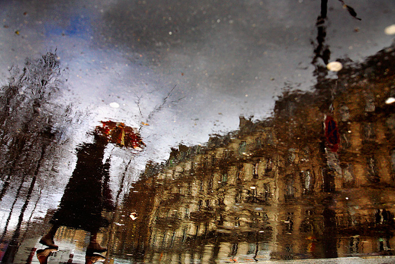 ville de Paris sous la pluie