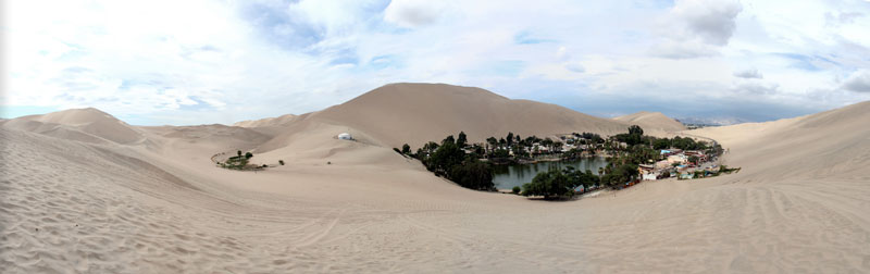 oasis dans le désert au Pérou