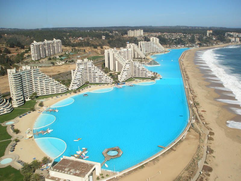 la plus grande piscine du monde