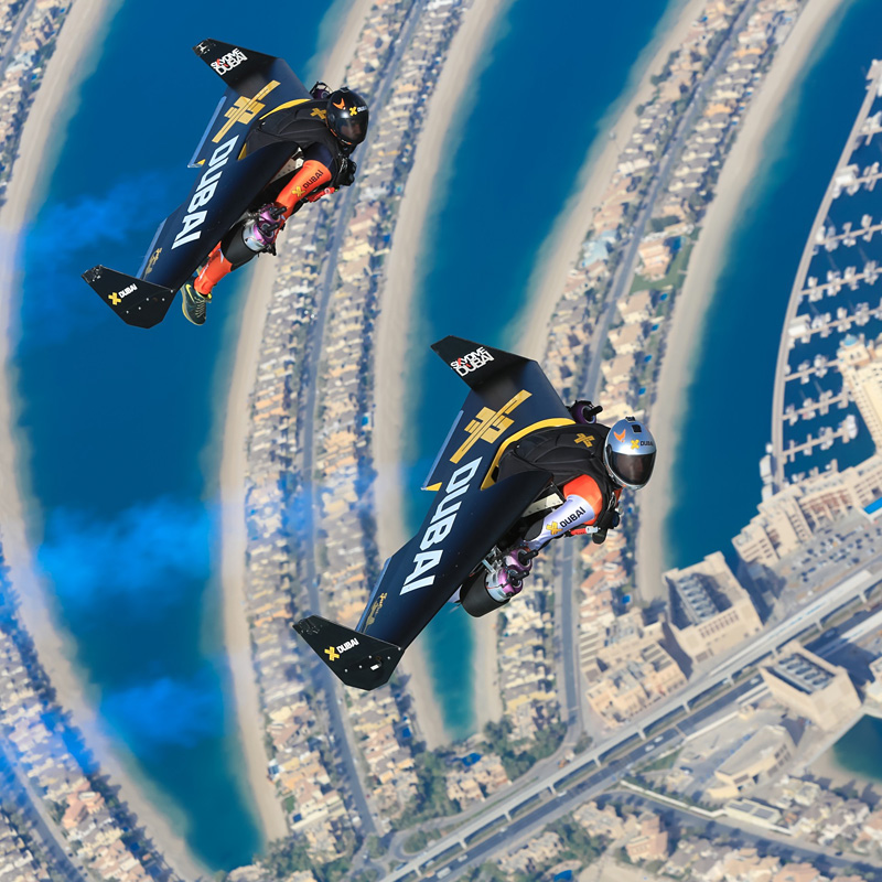 Jetman Yves Rossy à Dubaï