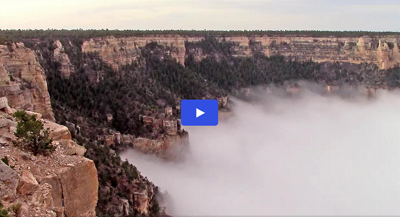 la brume envahit le Grand Canyon