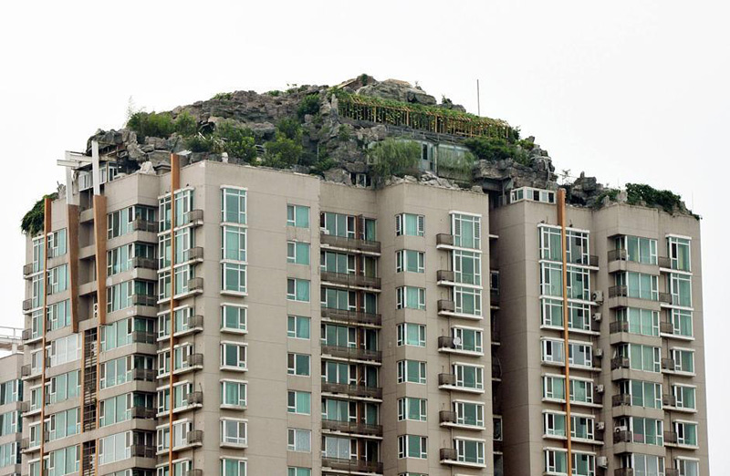 montagne au sommet d'un immeuble résidentiel à Pékin
