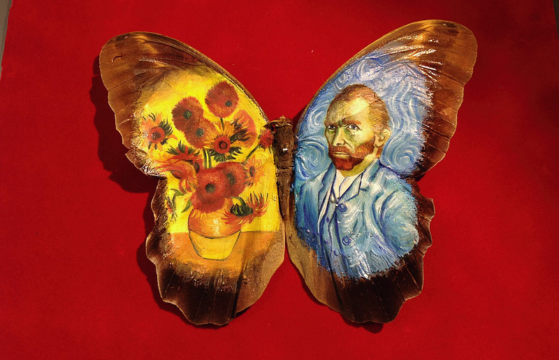 Reproductions de peintures célèbres sur des ailes de papillon