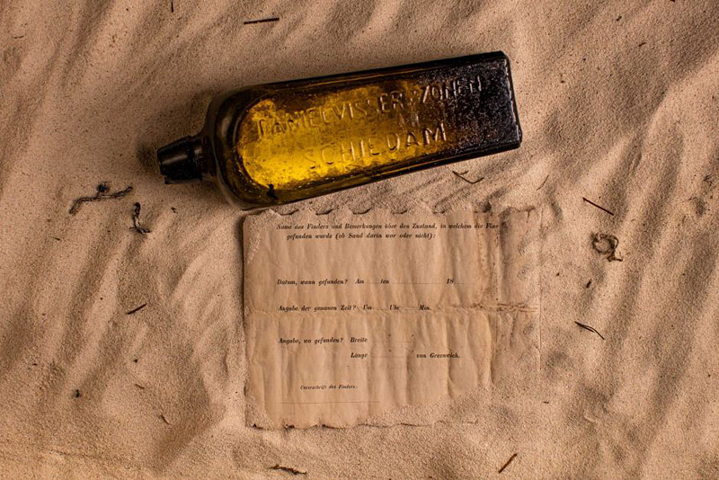 bouteille à la mer vieille de plus d'un siècle
