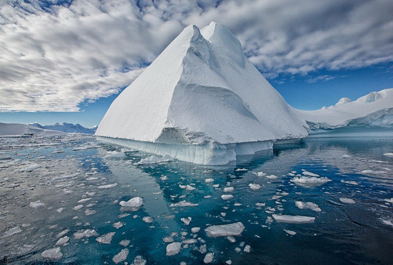 iceberg dans l'Antarctique