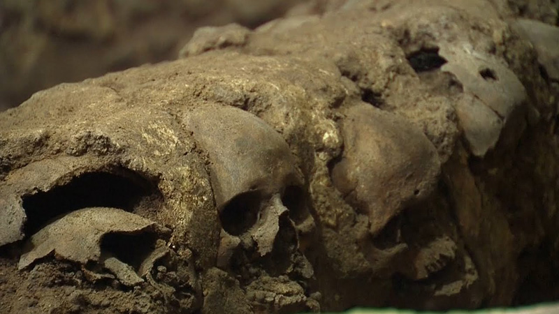 tour aztèque de crânes humains découverte à Mexico